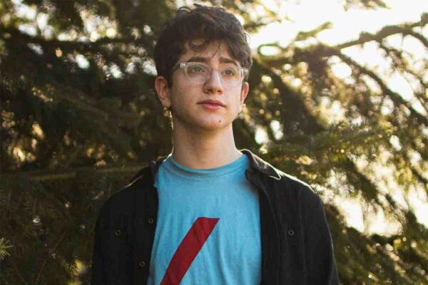 Rifiuta 8 milioni di dollari per il suo sito di tracciamento del Covid: “Ho 17 anni, non voglio diventare uno speculatore”