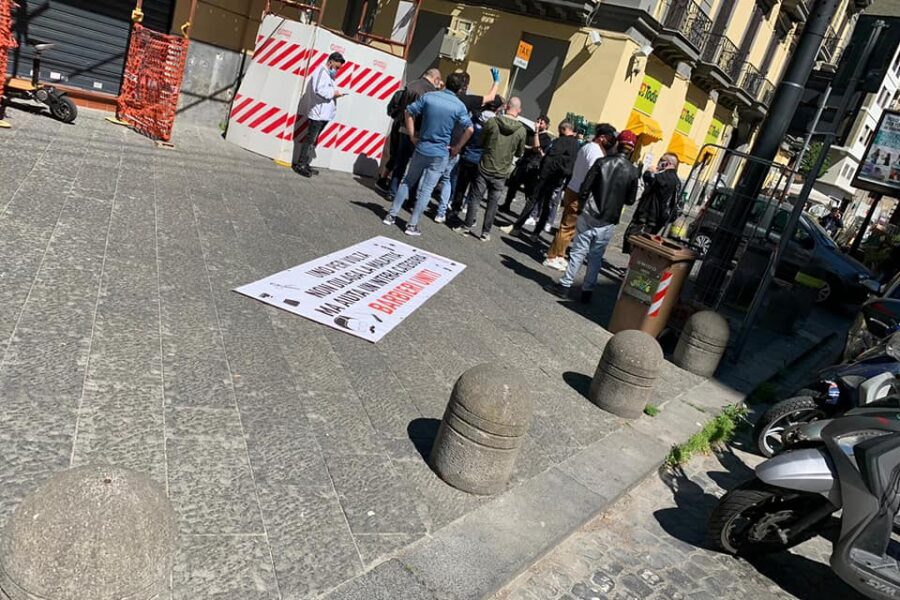 Fase 2: “Eccovi le chiavi dei nostri saloni”, la protesta di barbieri e parrucchieri