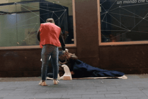 Viaggio con i volontari tra gli invisibili e i nuovi poveri del Coronavirus