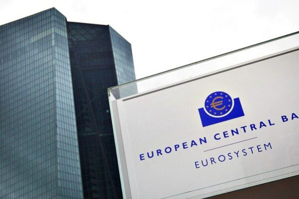 Bce: “Ci aspetta una crisi senza precedenti ma siamo pronti a fare tutto il necessario”