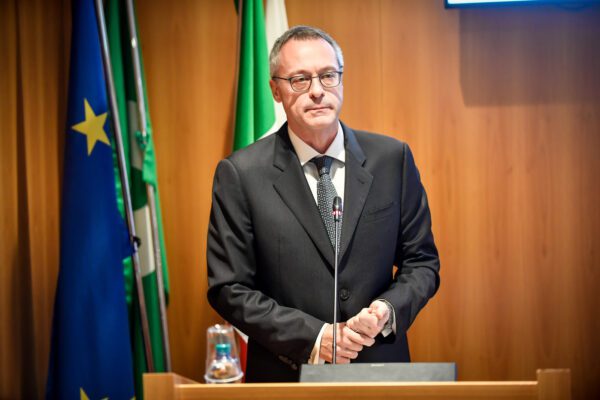 Classe dirigente incapace, o c’è svolta verso modernità o soccombiamo