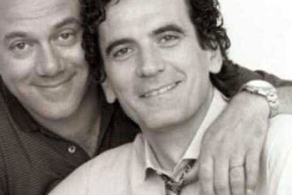 Verdone ricorda Troisi: “Con Sergio Leone lo incontrammo in Africa e non voleva tornare”