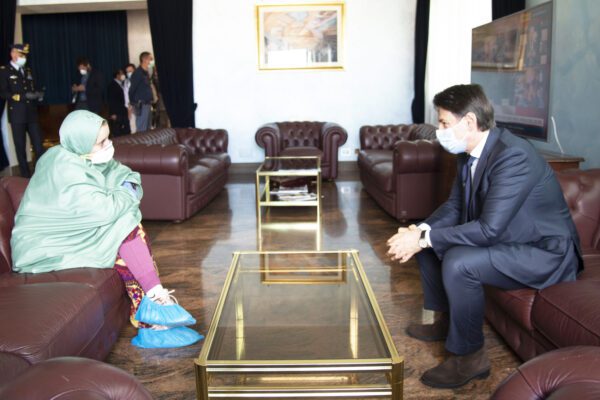 Su Silvia Romano Civati scavalca Conte; ‘insulti social’ per Feltri, Meloni e Salvini