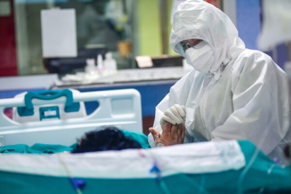 Il Coronavirus toglie 10 anni di vita, lo studio sulle vittime italiane