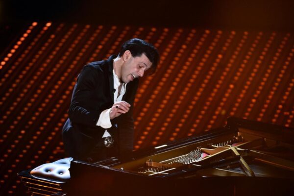 È morto il pianista Ezio Bosso, Mattarella: “Un’indomabile carica umana”