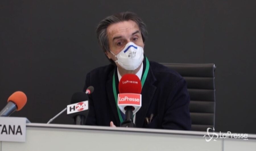 Fontana: “Contagio? Rispetto ad altre regioni Lombardia ha contenuto bene”. E la rete insorge