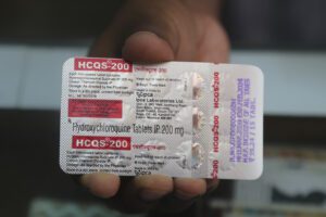 Coronavirus, l’Oms sospende i test con l’idrossiclorochina: “Aumenta la mortalità dei pazienti”
