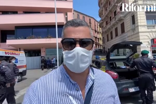 Blitz della finanza sul Lungomare, tutto regolare: nessuna sanzione per ristoratore e commensali