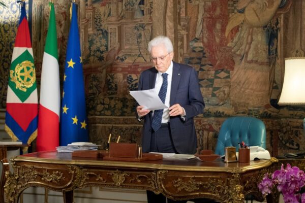 Strage di Capaci, Mattarella ai giovani: “Raccogliete il testimone di Falcone e Borsellino”