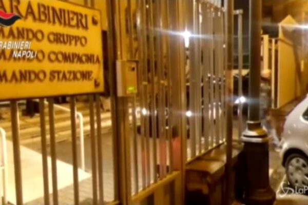 Napoli, colpo al clan camorrista dei Polverino: 16 arrestati, anche il reggente