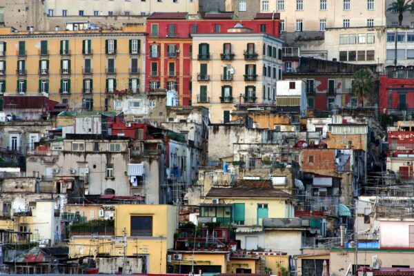 Emergenza abitativa, raddoppiano le famiglie in cerca di una casa