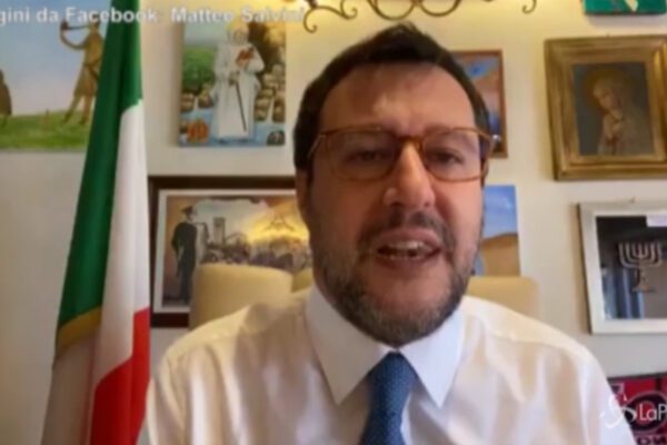 Salvini: “Mi aspetto che Mattarella sciolga il Csm”