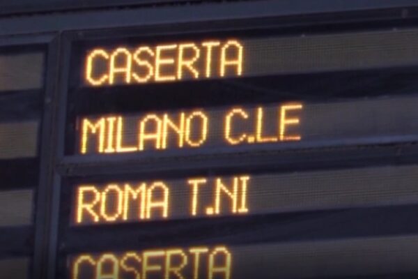 Fase 2, arriva a Napoli il primo Frecciarossa partito da Milano