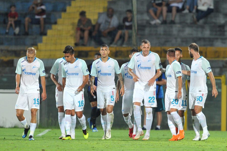 Russia, imperversa il virus ma riapre il calcio: a giugno riprende il campionato