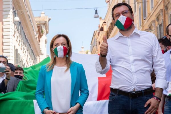 “La mafia sbagliò fratello”, insulti a Mattarella al corteo della destra