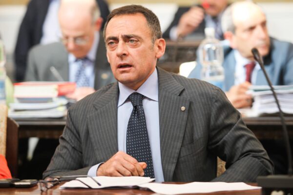 “Palamara è un ciclone, ma stampa e politica fanno finta di nulla”, parla Luigi Bobbio