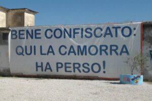 Mafie, dalla Campania un corso per gestire i beni confiscati alla criminalità organizzata