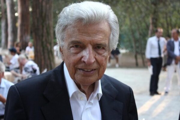 Da Kennedy a Trump il declino dell’America, intervista a Furio Colombo