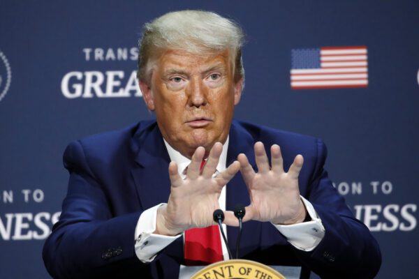 Picco Coronavirus, Trump saluta l’Oms: “Siamo fuori”