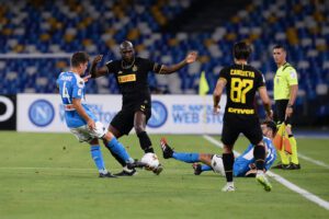 Foto Cafaro/LaPresse 
13 Giugno 2020 Napoli, Italia 
sport calcio 
Napoli vs Inter – Coppa Italia 2019/2020, semifinale di ritorno – stadio San Paolo. 
Nella foto:  Romelu Lukaku (F.C. Internazionale Milano), Diego Demme (SSC Napoli).

Photo Cafaro/LaPresse 
June 13, 2020 Naples, Italy 
sport soccer 
Napoli vs Inter – Italian Cup, Semi-Final Second Leg – San Paolo stadium. 
In the pic: Romelu Lukaku (F.C. Internazionale Milano), Diego Demme (SSC Napoli).