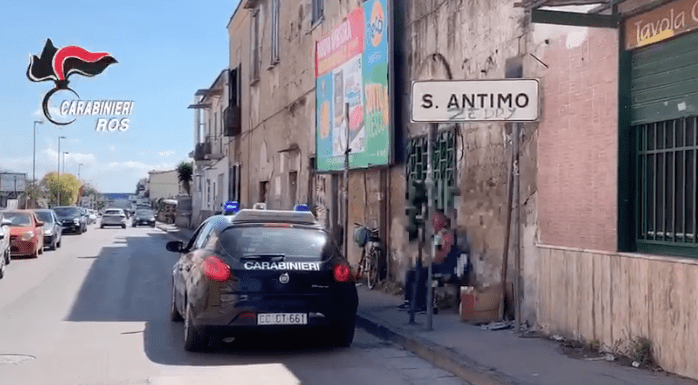 Camorra, blitz contro tre clan e 59 arresti: rapporti con politica e imprenditori