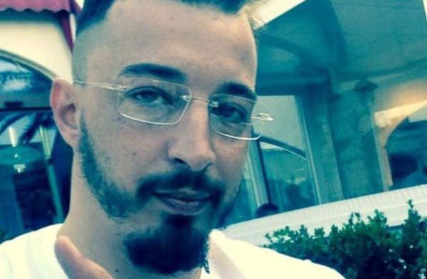 “Vai a mamma, spara”, istigò figlio minorenne a vendicarsi: arrestata per concorso in omicidio