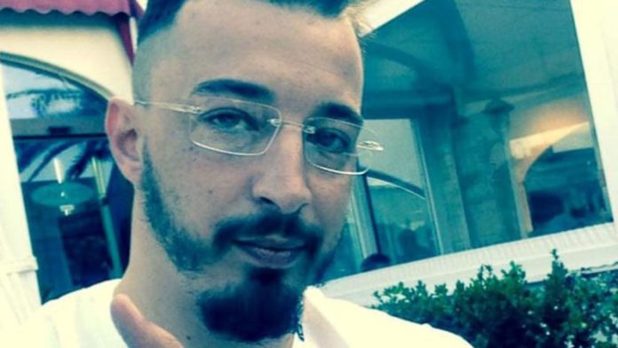 “Vai a mamma, spara”, istigò figlio minorenne a vendicarsi: arrestata per concorso in omicidio