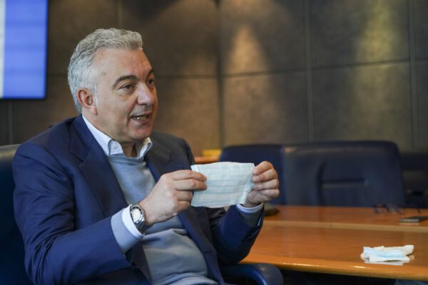 Coronavirus, per Arcuri non c’è emergenza nelle terapie intensive: “Nessuna pressione, abbiamo 10mila posti”