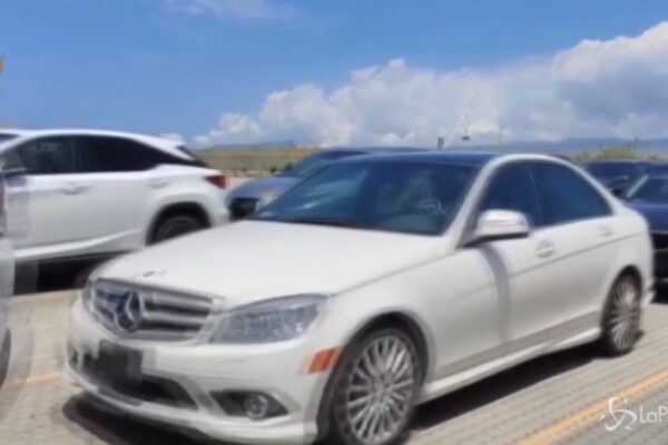 Porto Gioia Tauro: polizia sventa traffico internazionale di auto di lusso