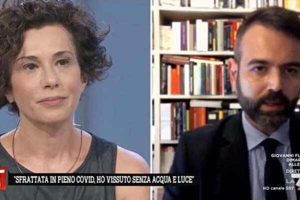 Angela Azzaro: “La destra al governo? L’unica cosa che ha fatto è stata occuparsi di pochi disperati al largo del Mediterraneo”