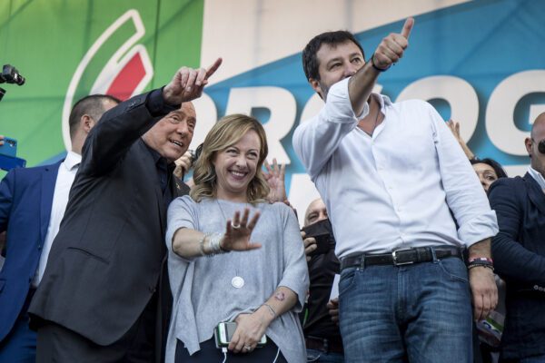 Sondaggio Swg, centrodestra al 49%: Meloni mai così vicina a Salvini, Forza Italia cresce più di tutti