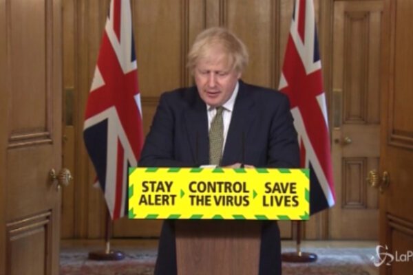 Brexit, Ue: Aumenta il rischio di un divorzio senza accordo