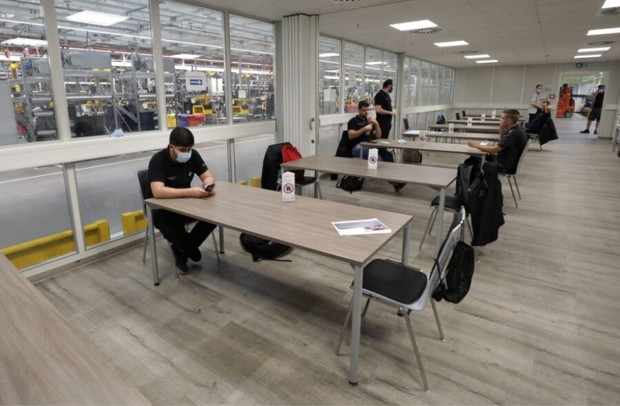 Riprendiamo un cammino di comunità a scuola, all’università, al lavoro