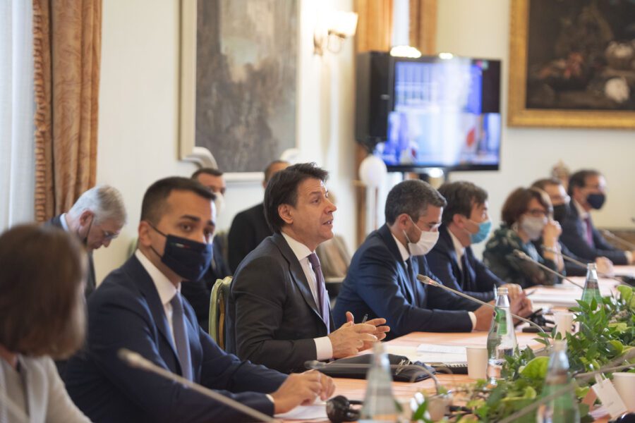 Proroga Cig, Conte: “Altre 4 settimane, oggi il decreto. Puntiamo alla riforma degli ammortizzatori sociali”