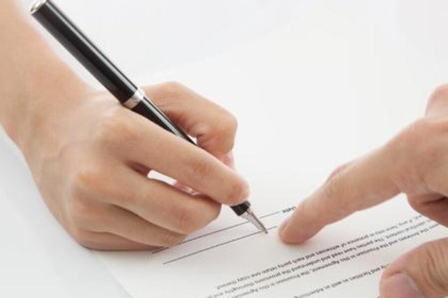 Dimissioni in bianco e minacce, nei guai nota azienda dolciaria napoletana