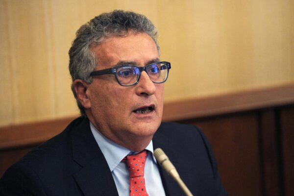 Franco Roberti sulle intercettazioni: “I magistrati siano responsabili”