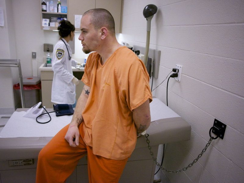 Carceri, il 21% dei detenuti deve rinunciare alle visite mediche