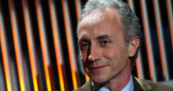 Dal governo 2,5 milioni a Travaglio, dopo l’Eni il Fatto diventa sempre più giornale di regime