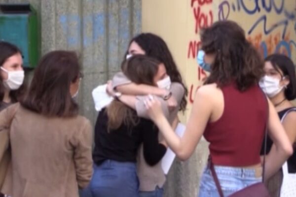 Maturità 2020, gli studenti del Sannazaro: “E stato molto difficile, ci aspettavamo una conclusione diversa”