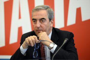 Elezioni Roma, il centrodestra a caccia del candidato: spunta Gasparri