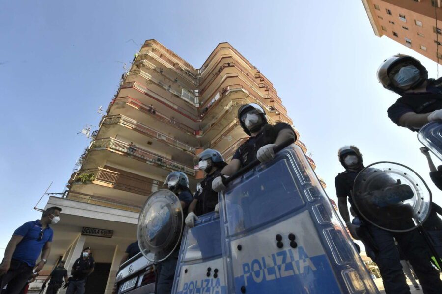 Caso Mondragone, il fallimento del masterplan di De Luca