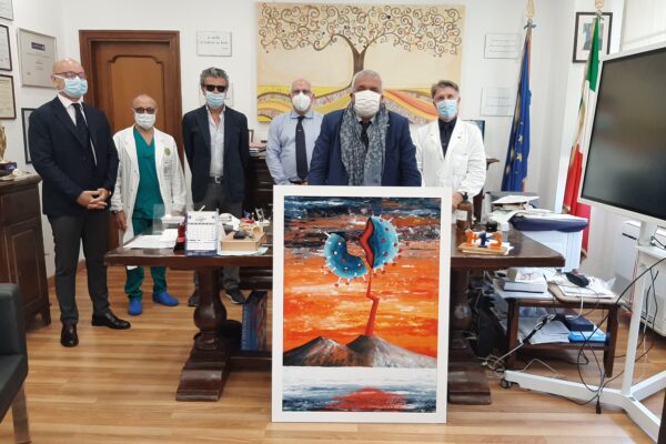 Il Vesuvio ‘spacca’ il Coronavirus, il quadro di Gennaro Regina donato al Pascale
