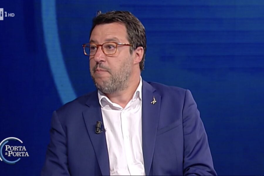 Salvini dice no agli Stati Generali perchè “ci pagano per lavorare in Parlamento”, ma è presente in Senato solo nel 10% delle votazioni