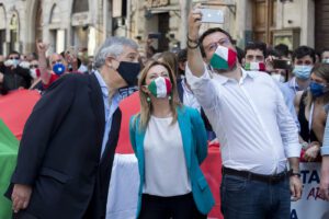 Centrodestra ad una svolta: Salvini ci è o ci fa?