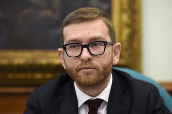 Per salvare il Meridione il ministro Provenzano deve abbattere il feudo