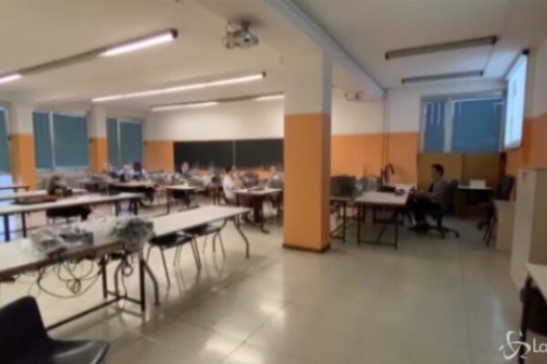 Maturità, inizia il maxi orale con sicurezza covid