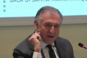 Intervista al professor Vincenzo Maiello: “Intercettazioni scorciatoia, Pm che ne abusano vanno puniti”