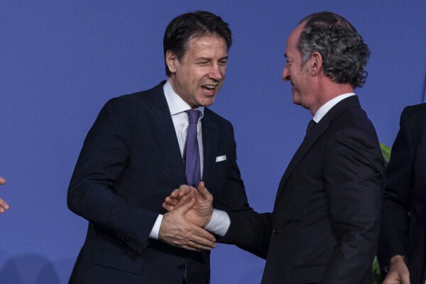 Sondaggio Ixè, il Pd tallona la Lega che crolla sotto al 24%. Zaia +20% di fiducia su Salvini