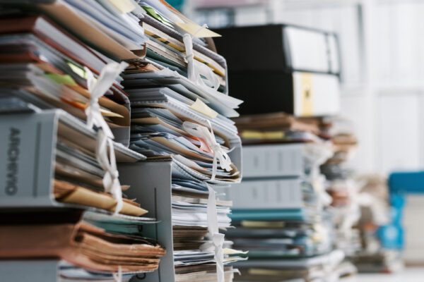 L’abuso di ufficio paralizza tribunale e comuni, caos in Campania