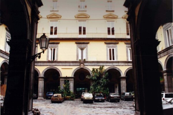 Istituto italiano per gli studi storici, al via il nuovo bando per le borse di studio